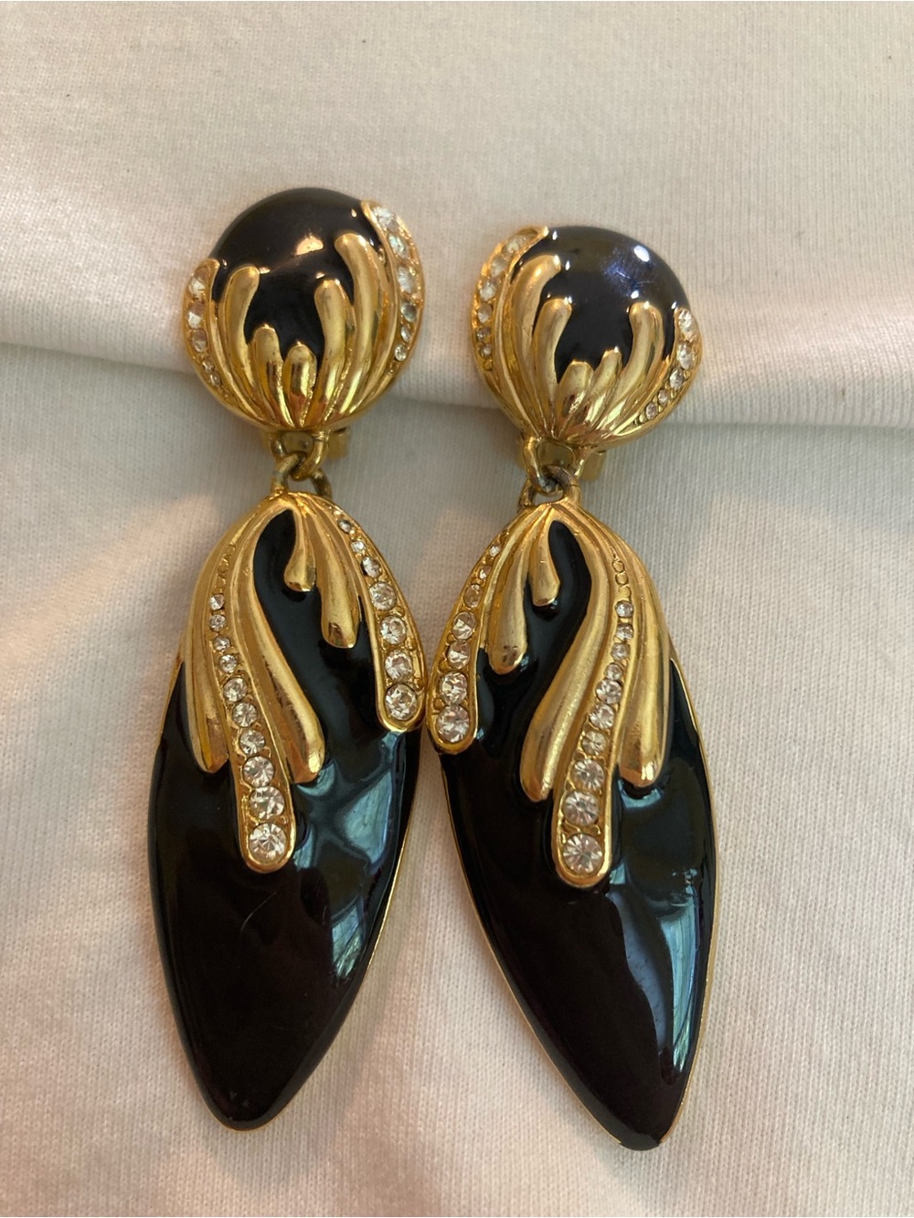 Art Deco Designed Vintage Black & Gold Tone Clip on Earrings Statement